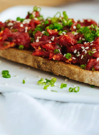 Bruschetta with Beef Tartare